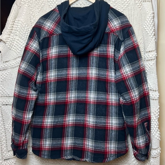 Legendary Outfitters Men’s Shirt Jacket w/Hood, Black Red Blue Flannel Size XL - Picture 5 of 10